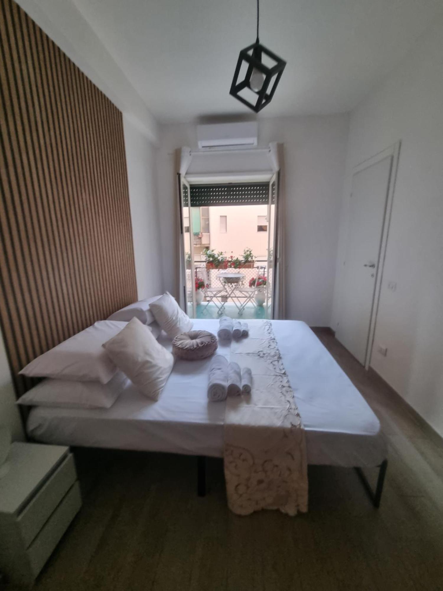Niluna Naples Exterior photo