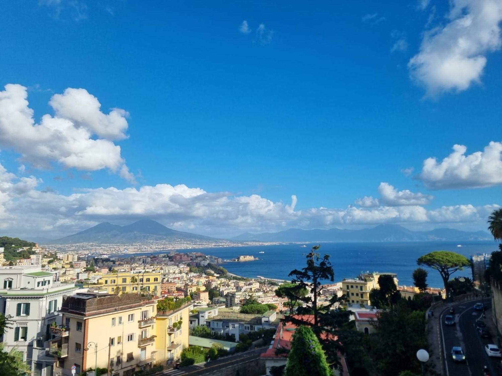 Niluna Naples Exterior photo