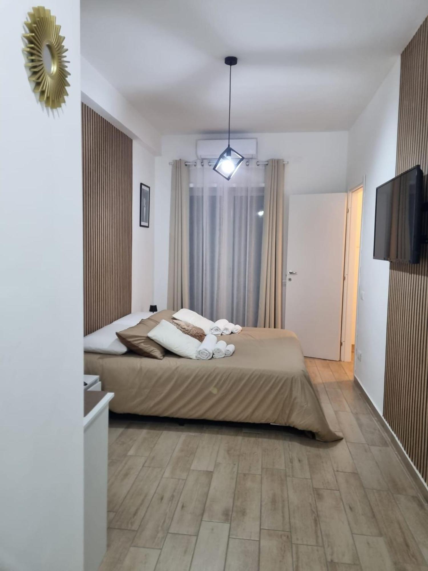 Niluna Naples Exterior photo
